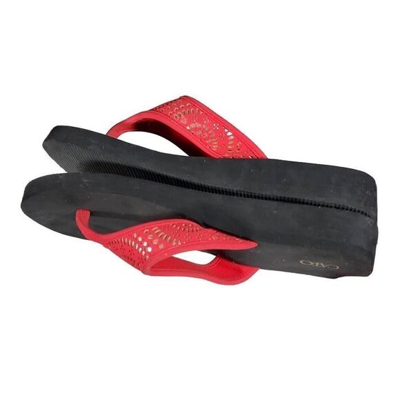 Cato Women's Red Gold Embellished Thong Slip-on Casual Sandals Size 11M - Picture 6 of 9